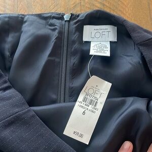 Ann Taylor Loft navy pinstriped pencil skirt size 6 with tags